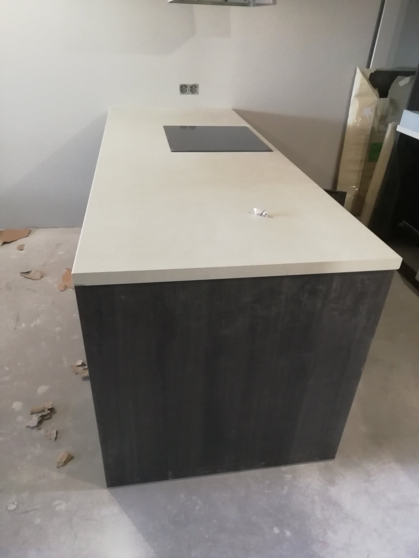 Kitchen cabinets installation