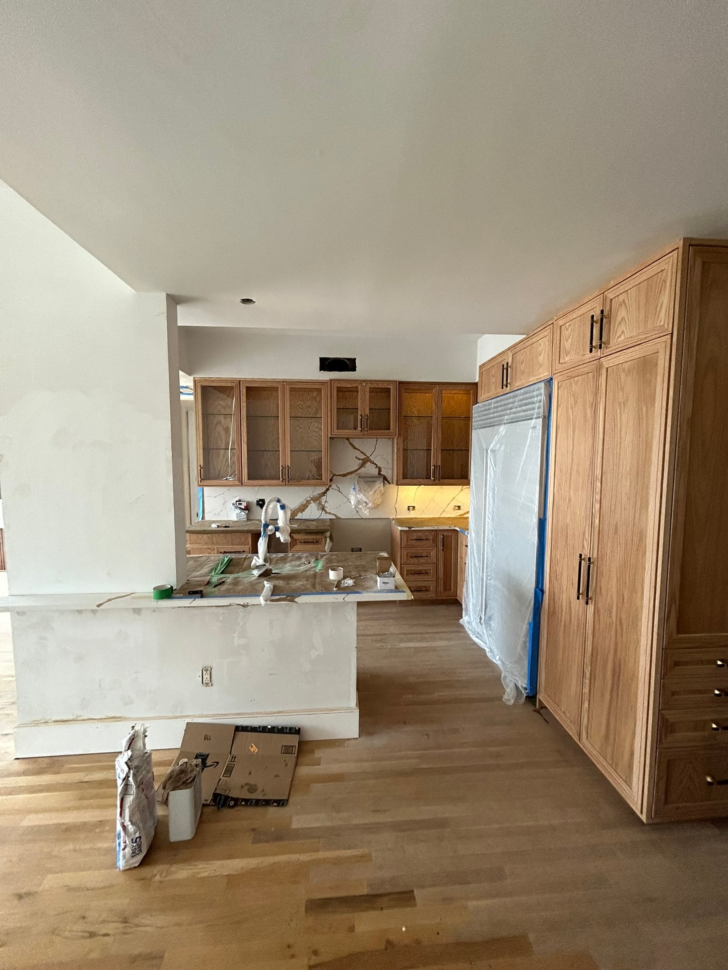 Kitchen cabinets installation