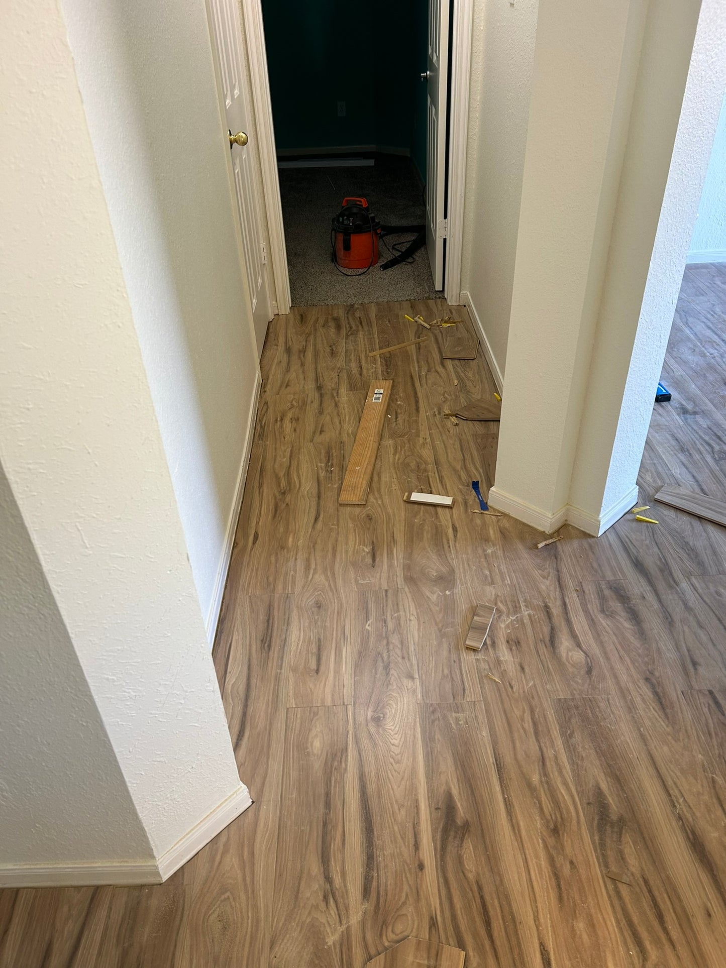 Professional Laminate Flooring Installation Services